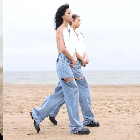 KIMHĒKIM x MO&Co Love United  Jeans - Picture 2 of 12